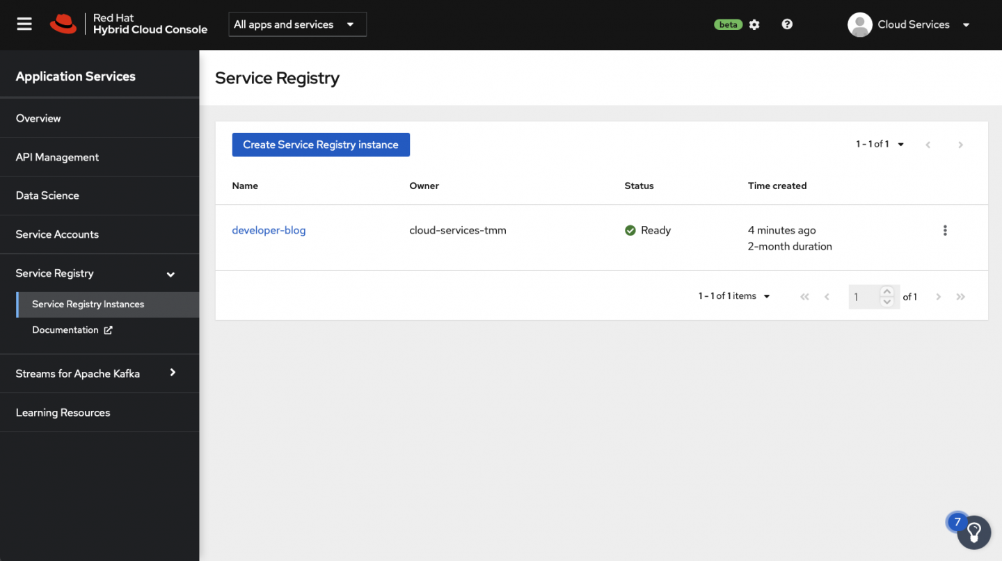 Когда в пользовательском интерфейсе OpenShift Service Registry отображается зеленая галочка и статус «Готово», можно открыть экземпляр Service Registry.